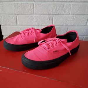 💟 30% off 3 items Men/women's Vans